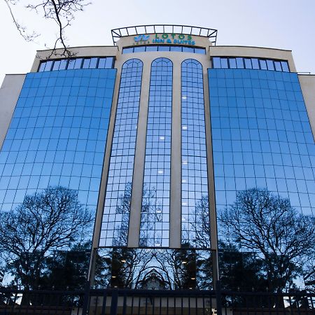 Lotos Inn & Suites, Nairobi Exterior photo